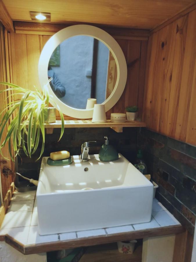 Petit Studio Atypique Et Cosy En Provence Saint-Etienne-les-Orgues ภายนอก รูปภาพ