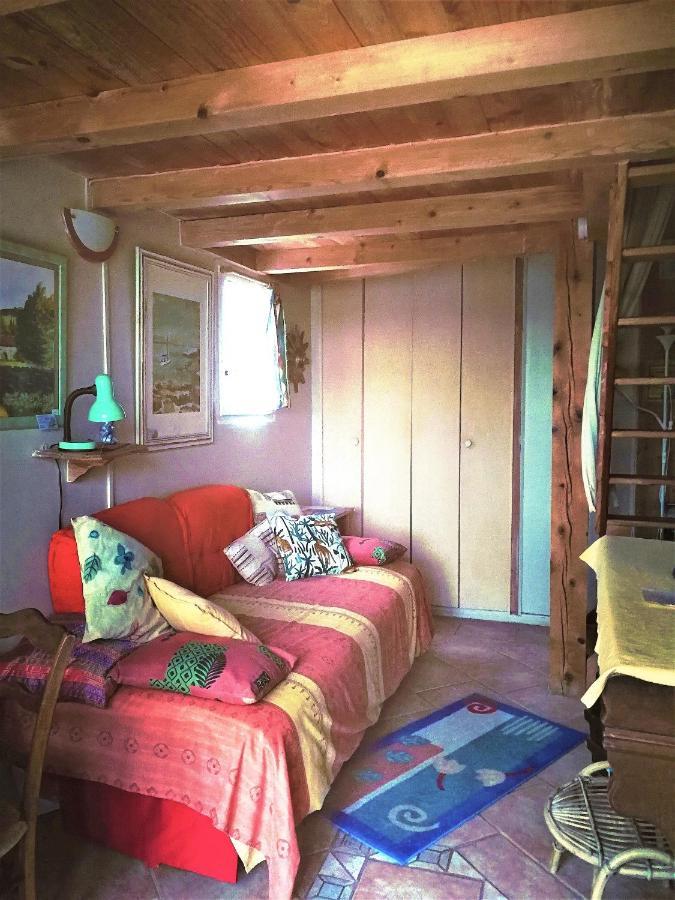 Petit Studio Atypique Et Cosy En Provence Saint-Etienne-les-Orgues ภายนอก รูปภาพ