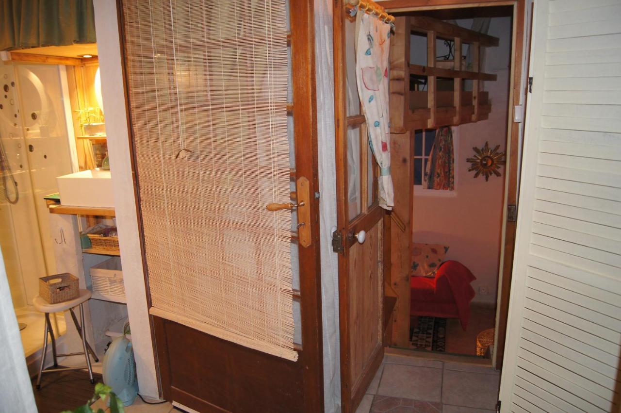 Petit Studio Atypique Et Cosy En Provence Saint-Etienne-les-Orgues ภายนอก รูปภาพ