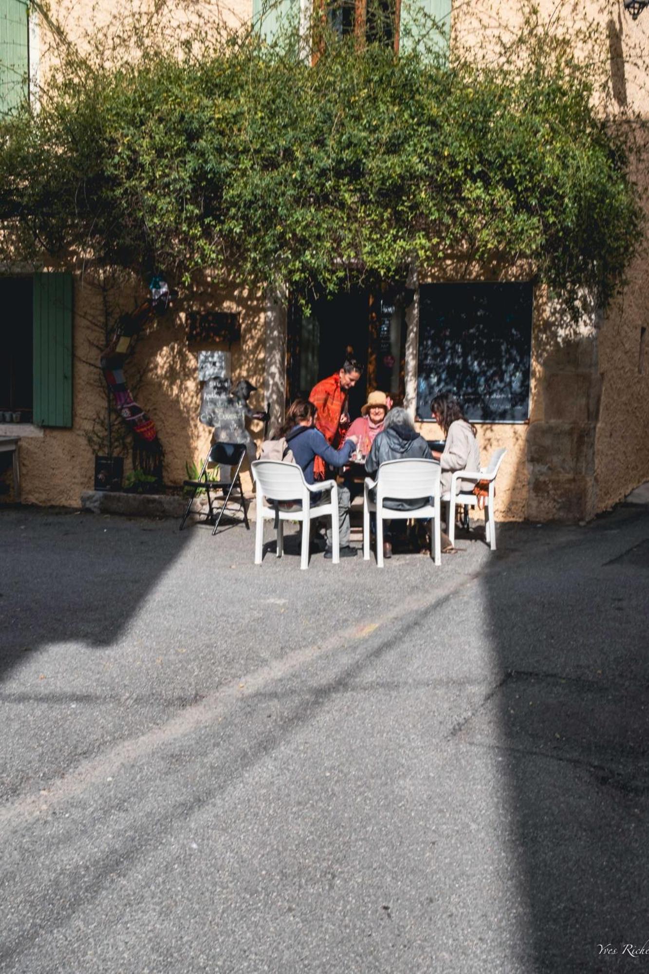 Petit Studio Atypique Et Cosy En Provence Saint-Etienne-les-Orgues ภายนอก รูปภาพ