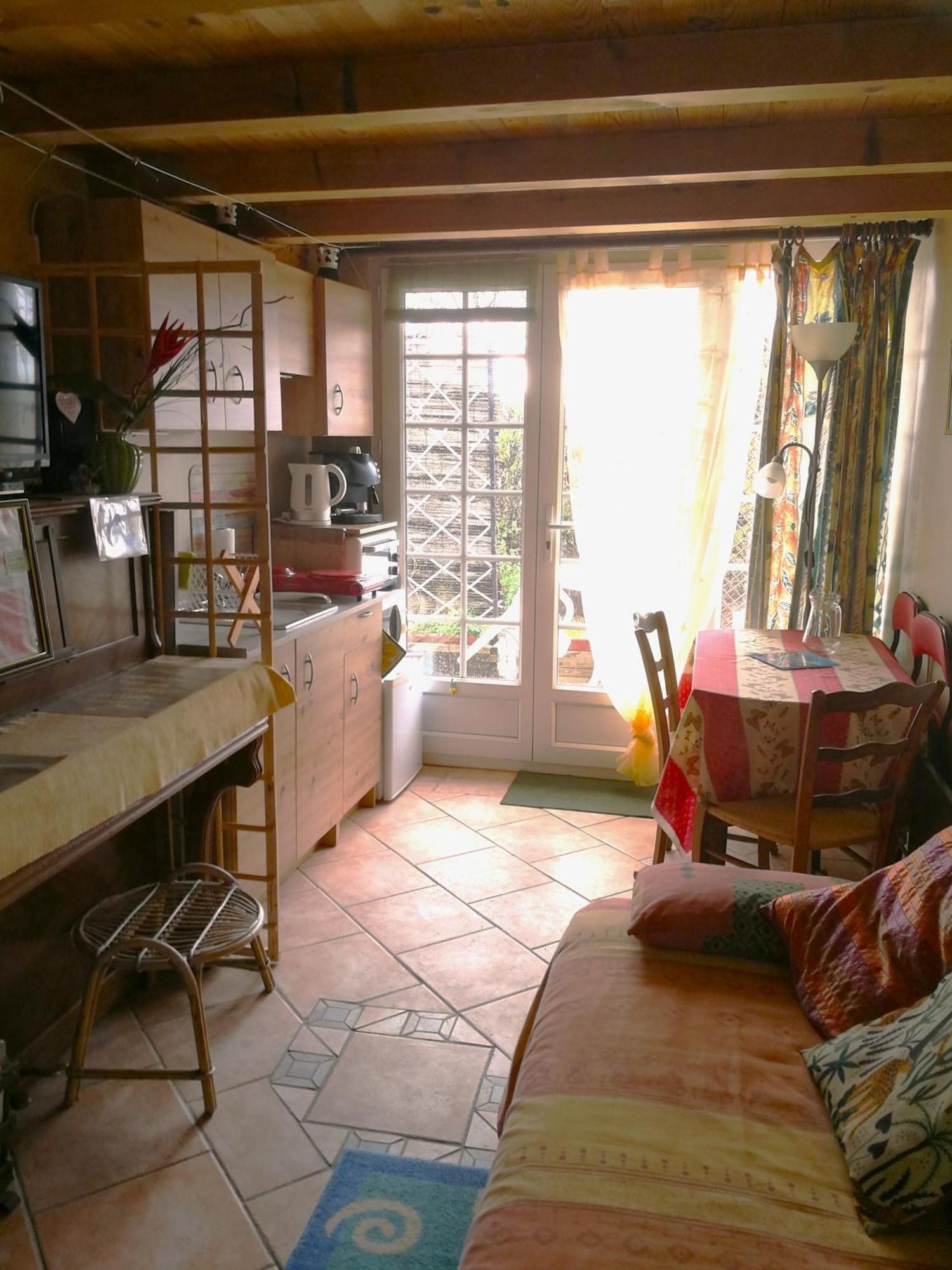 Petit Studio Atypique Et Cosy En Provence Saint-Etienne-les-Orgues ภายนอก รูปภาพ